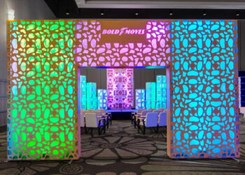 Quest Events Totally Mod Cut Out Style Tyles Corporate Special Events Goodyear Set Stage Scenic Design Columns Walls Session Seats
