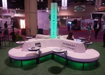 tradeshow furnishing rental event quest brandedp seating configuration clover totally mod swing tables underlighting