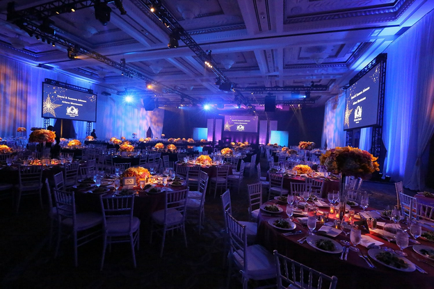 Tailoring Your Corporate Event Ambience with the Right Rental Choices